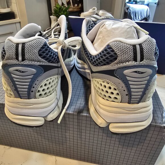 Saucony Progrid Triumph 4 DUSK / SILVER S70831-1 Mens Running Size 9.5 NEW 💙 - Picture 4 of 12